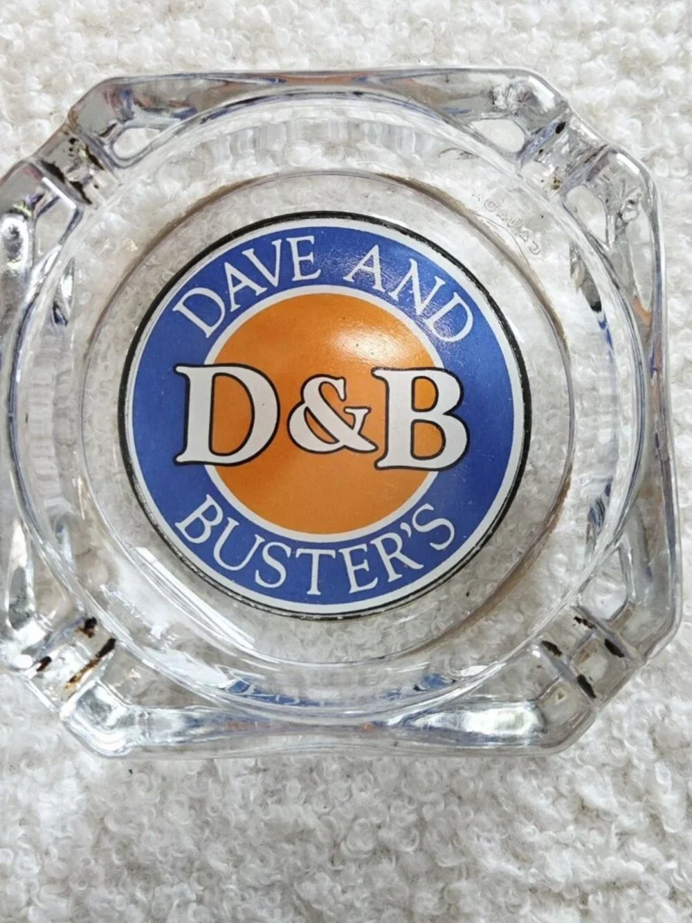 Vintage Dave & Buster’s Glass Ashtray D&B Logo Restaurant Bar Arcade Memorabilia